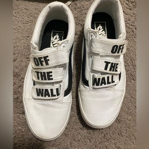 Vans off the wall Velcro shoes